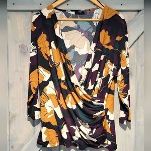 Tahari Woman Floral Faux Wrap Ruched Front Floral Top Size 1X